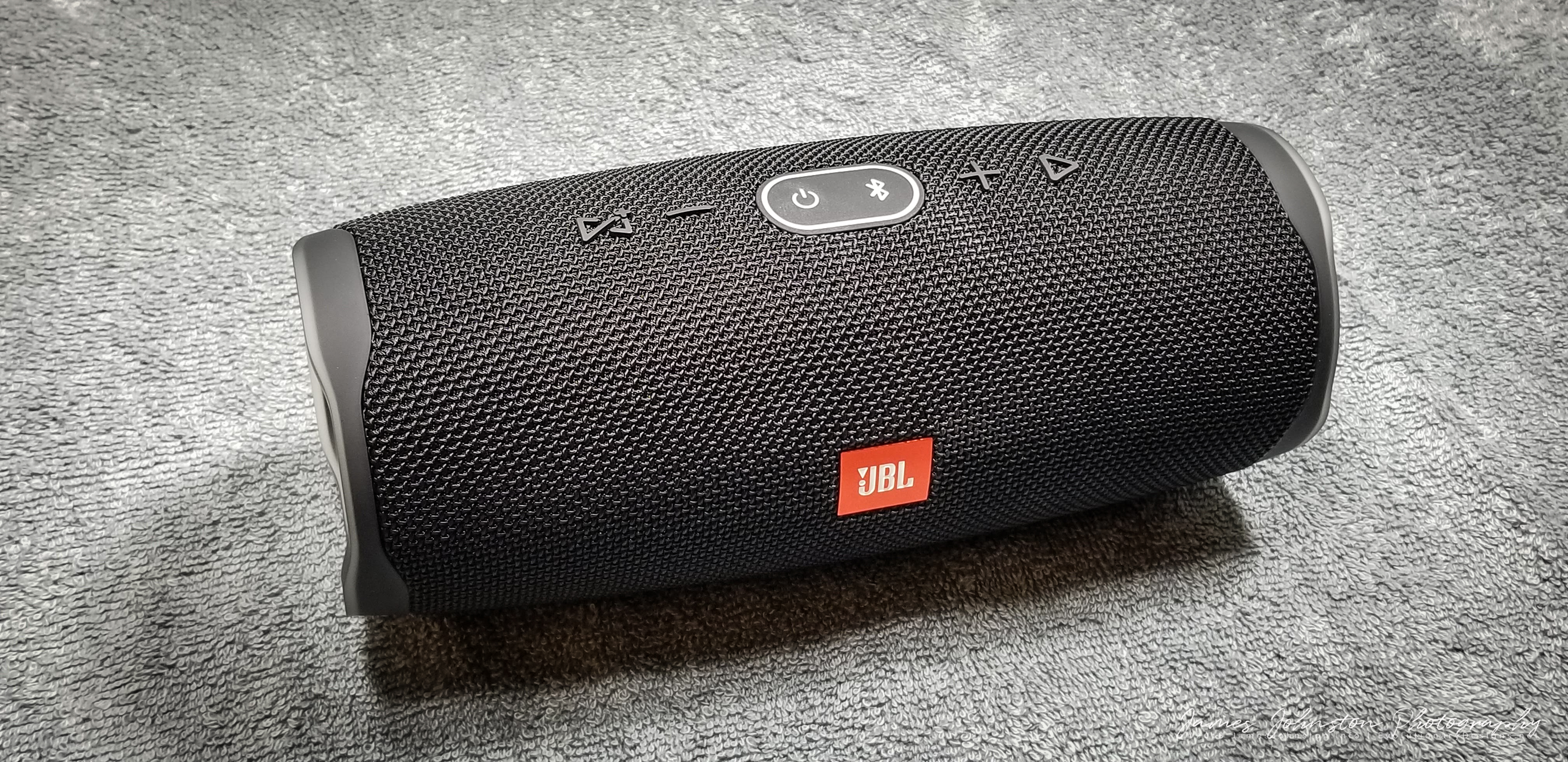 Review: JBL Charge 4 Johnston